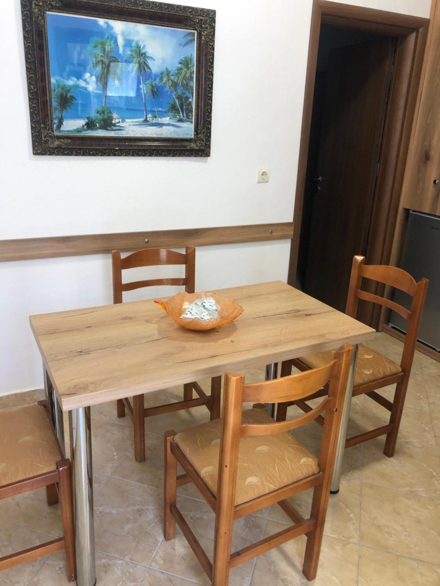 Emas Private Apartment *