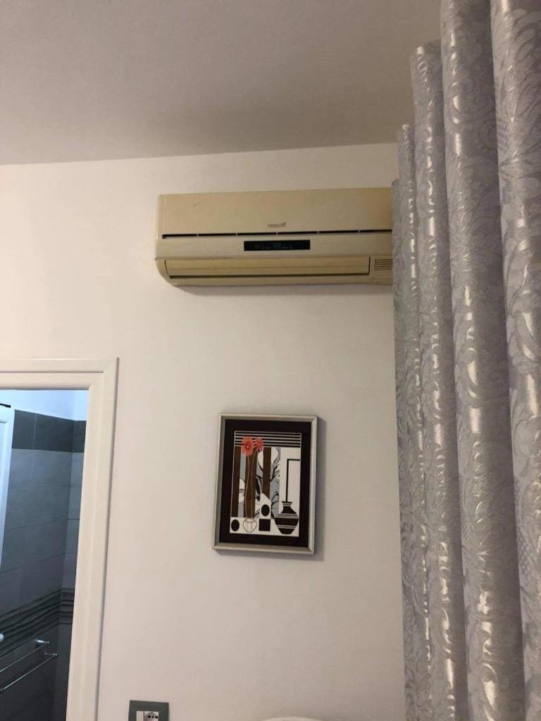 Emas Private Apartment
